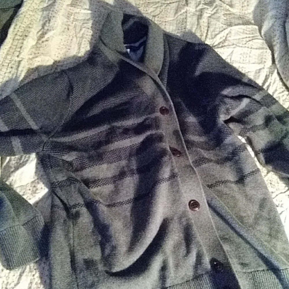 Tommy Hilfiger button down sweater with collar